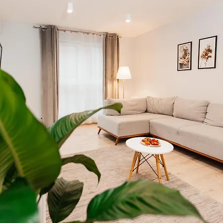 Maya's Flats & 42 - Swietej Barbary Gdansk
