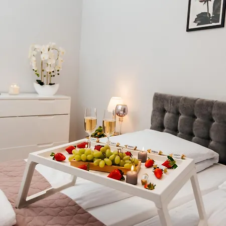 Maya's Flats & 42 - Swietej Barbary * グダニスク