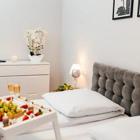 Maya's Flats & 42 - Swietej Barbary Appartamento