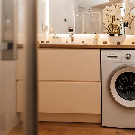 Maya's Flats & 42 - Swietej Barbary アパート *