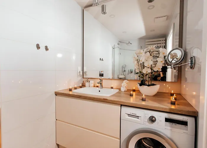 Maya's Flats & 42 - Swietej Barbary * Гданьск