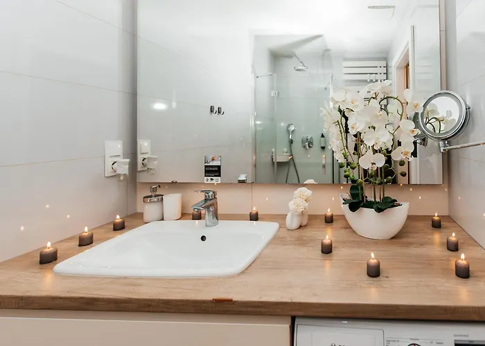 Maya's Flats & 42 - Swietej Barbary Апартаменты Гданьск