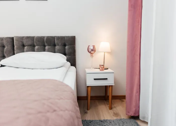 Maya's Flats & 42 - Swietej Barbary Gdańsk