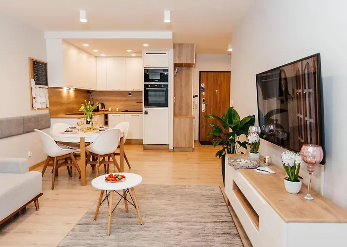 Maya's Flats & 42 - Swietej Barbary *