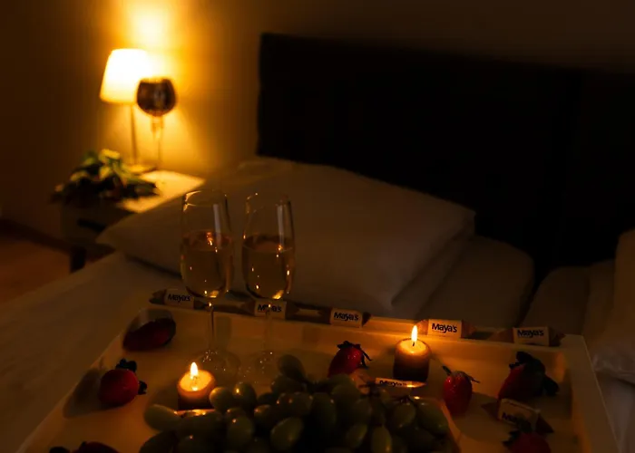 Maya's Flats & 42 - Swietej Barbary