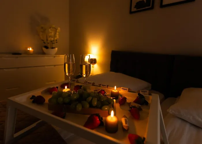 Maya's Flats & 42 - Swietej Barbary Апартаменты