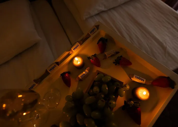 Maya's Flats & 42 - Swietej Barbary