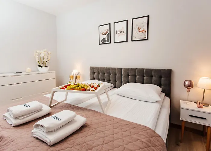 Apartament Maya's Flats & 42 - Swietej Barbary *