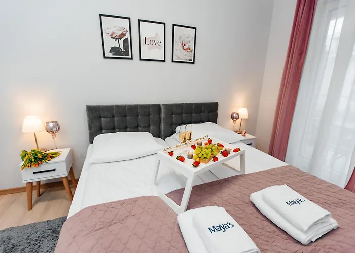 Maya's Flats & 42 - Swietej Barbary Апартаменты