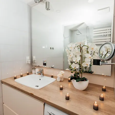 Lägenhet Maya's Flats & 42 - Swietej Barbary